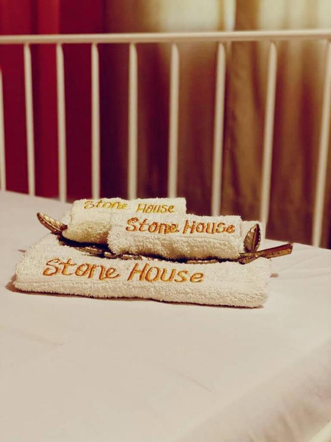 Stone House - Makepe, Douala 아파트 호텔 외부 사진
