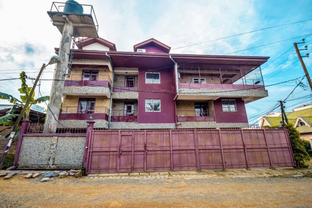 Stone House - Makepe, Douala 아파트 호텔 외부 사진